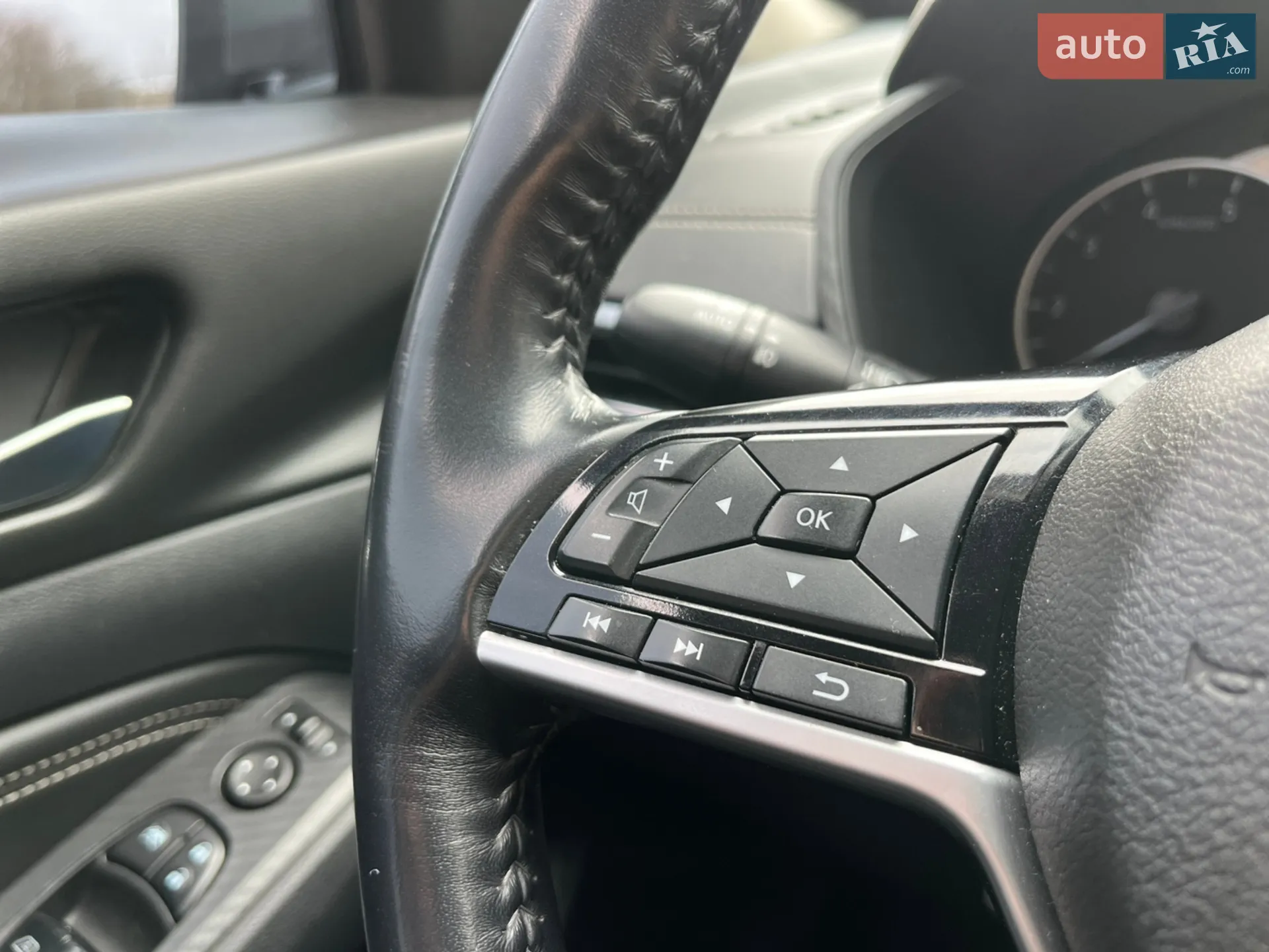 2019 Nissan Altima - мініатюра 14