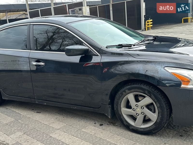 Седан Nissan Altima 2014 в Киеве фото 3 Седан Nissan Altima 2014 в Киеве
