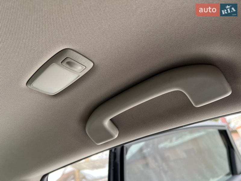 Седан Nissan Altima 2015 в Харкові