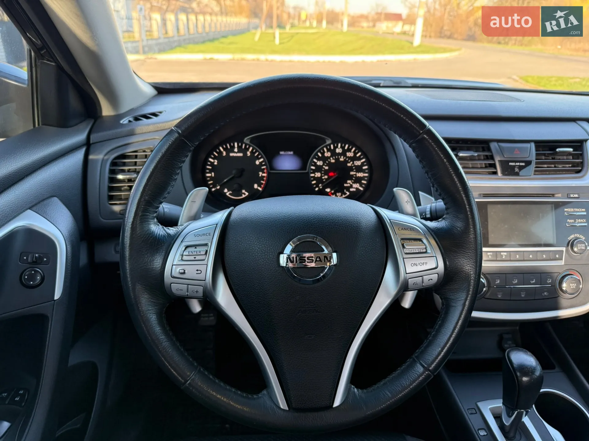 2015 Nissan Altima - мініатюра 12