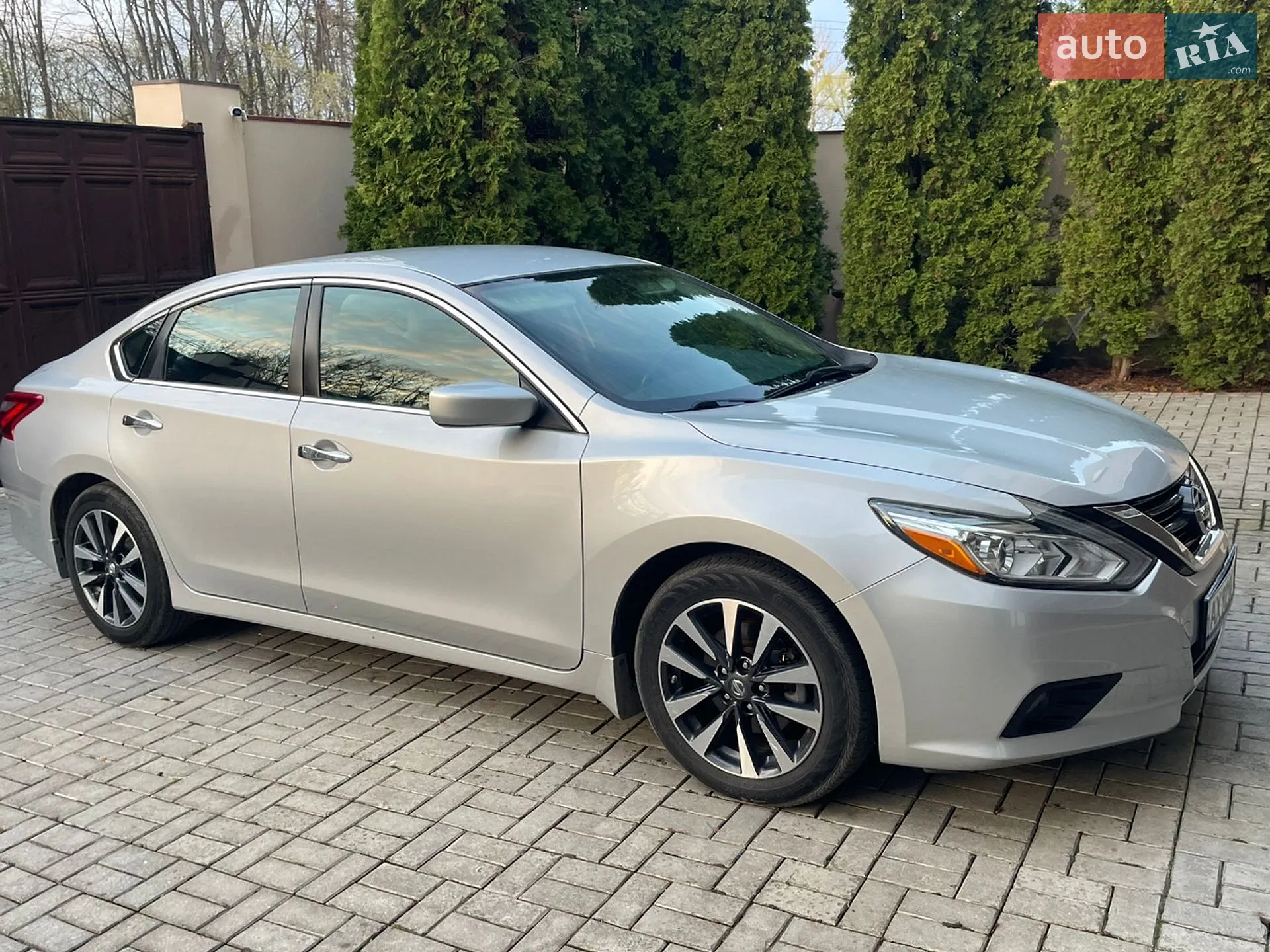 2017 Nissan Altima - мініатюра 18