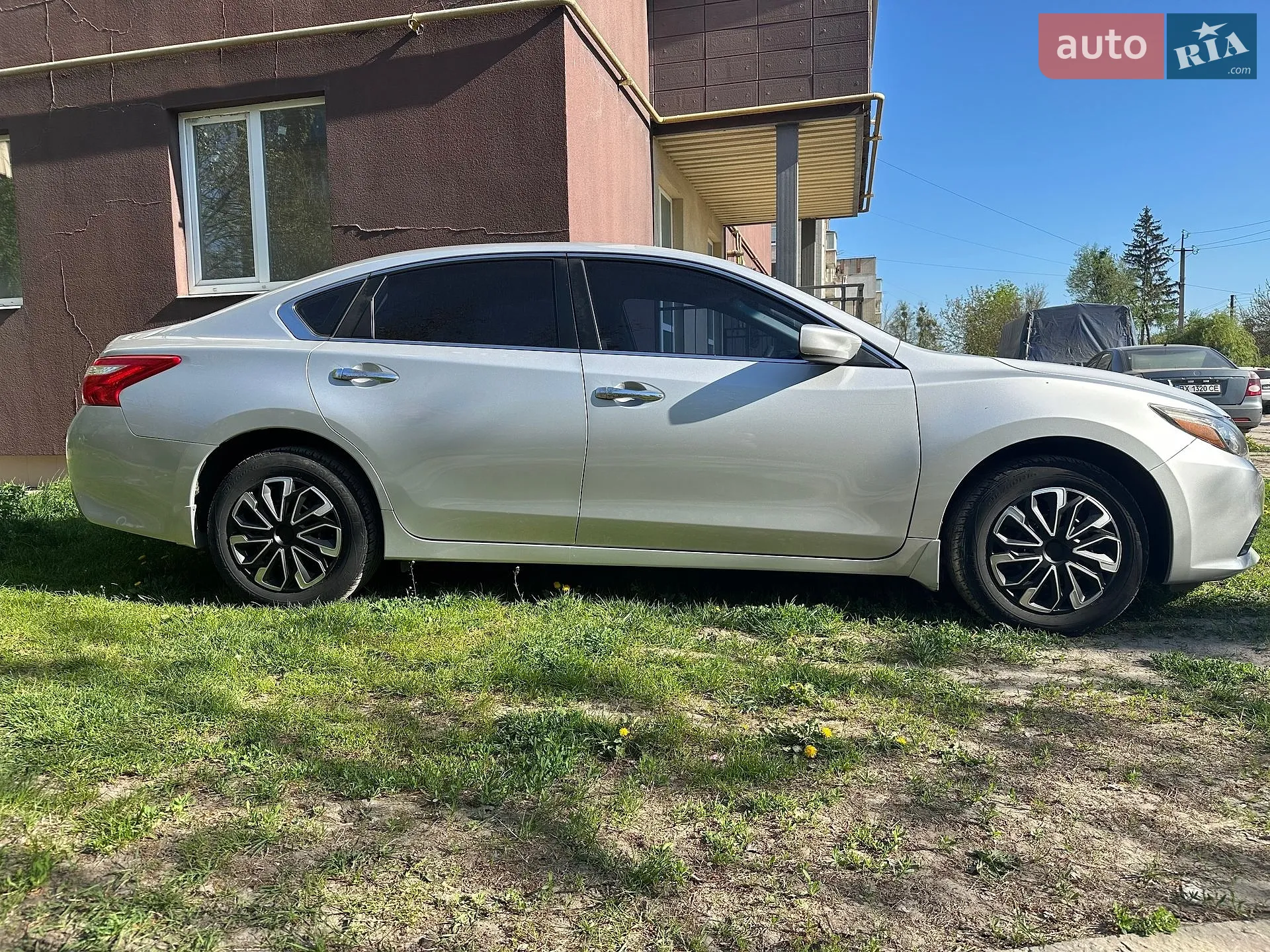 2016 Nissan Altima - мініатюра 2