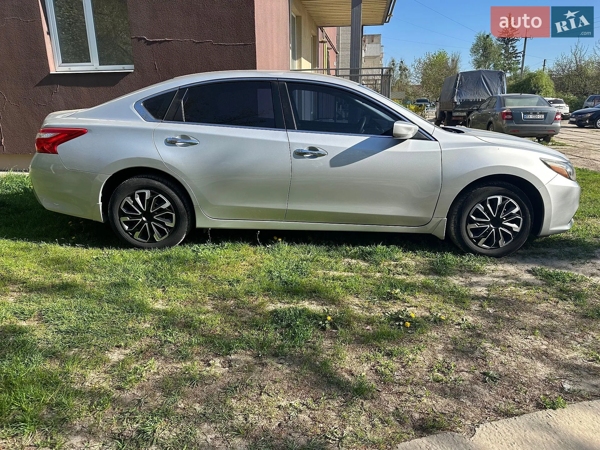 2016 Nissan Altima - мініатюра 3