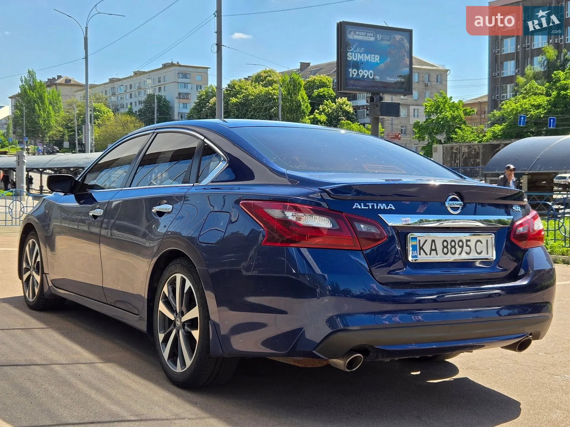 2017 Nissan Altima - мініатюра 2