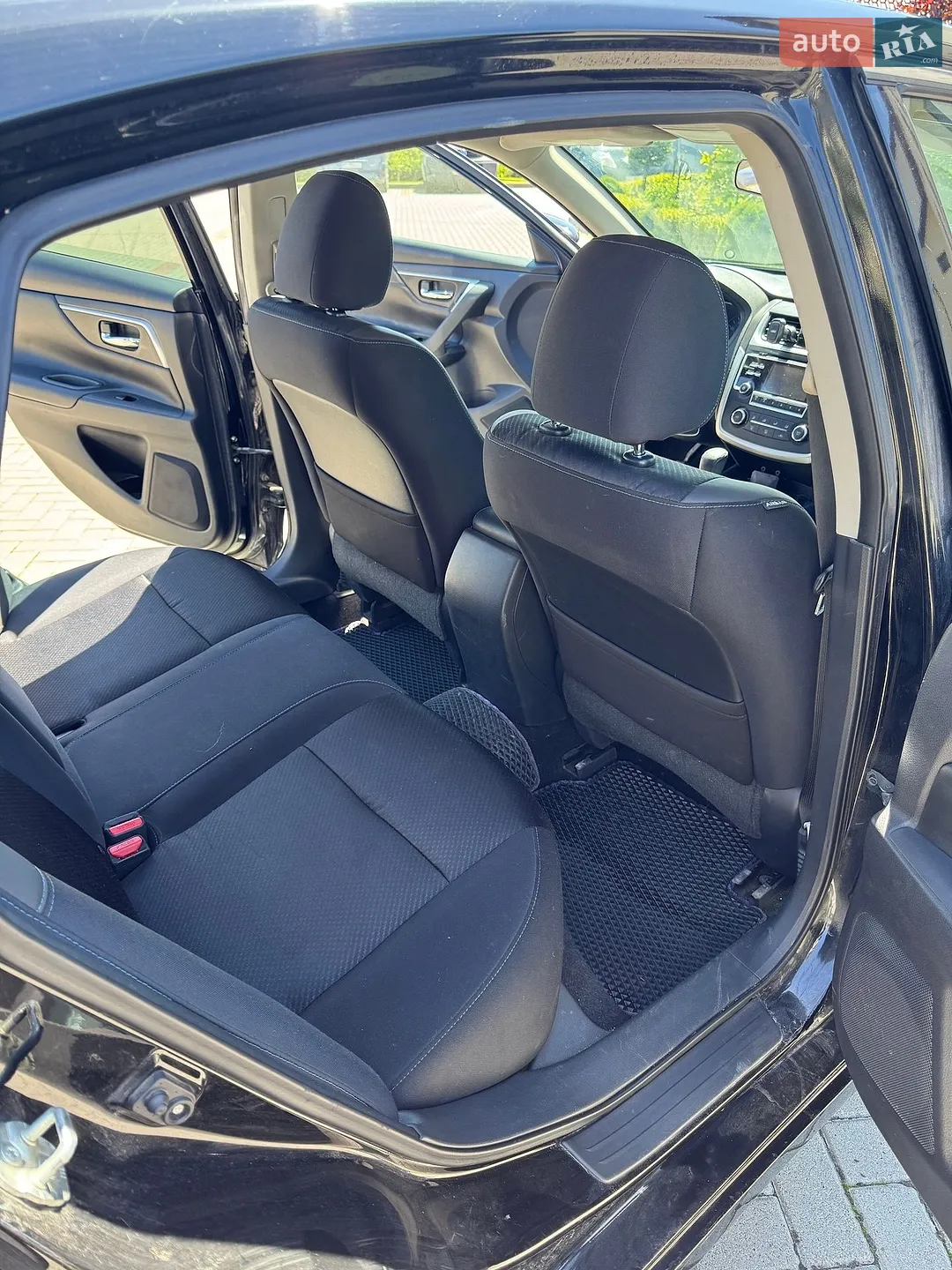2017 Nissan Altima - мініатюра 10