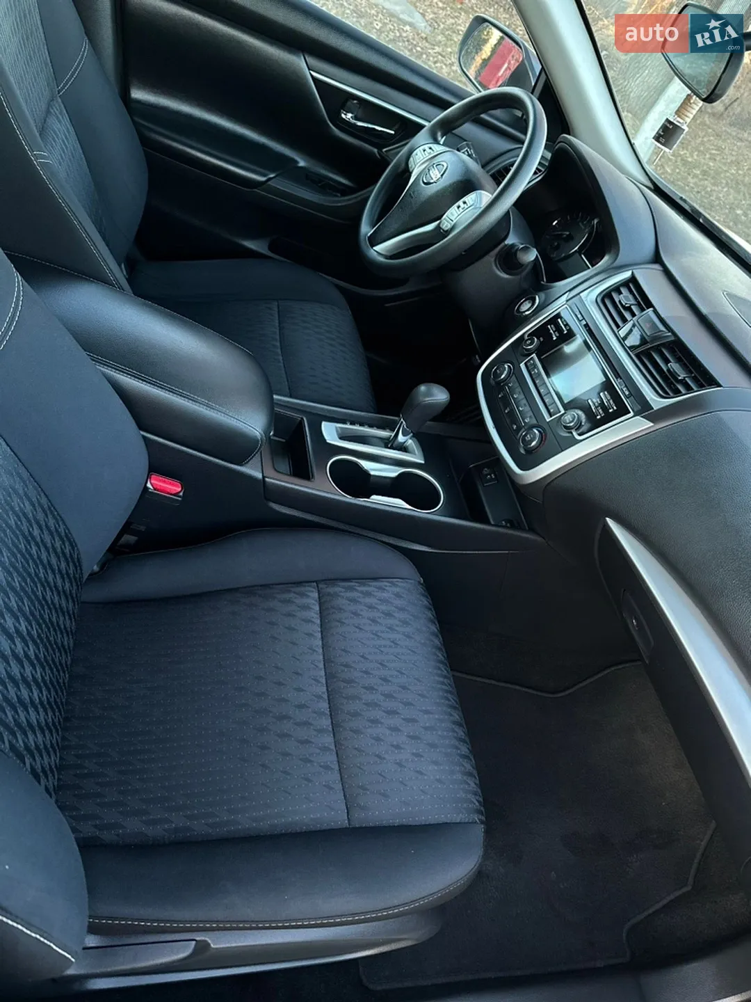 2017 Nissan Altima - мініатюра 33