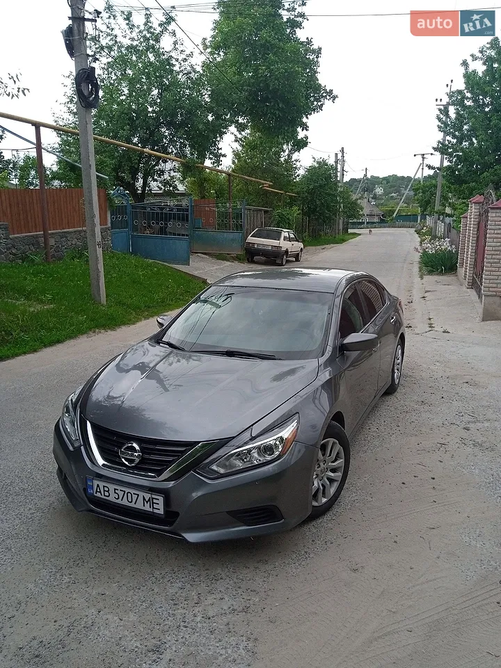 2017 Nissan Altima - мініатюра 21