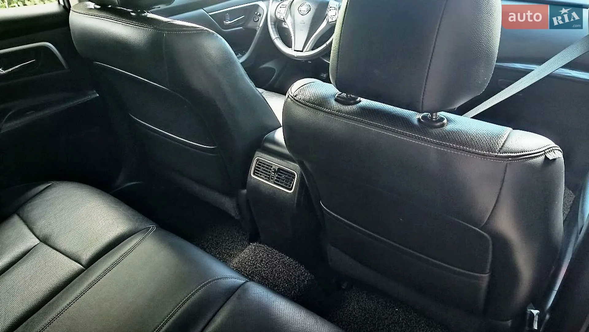 2017 Nissan Altima - мініатюра 13