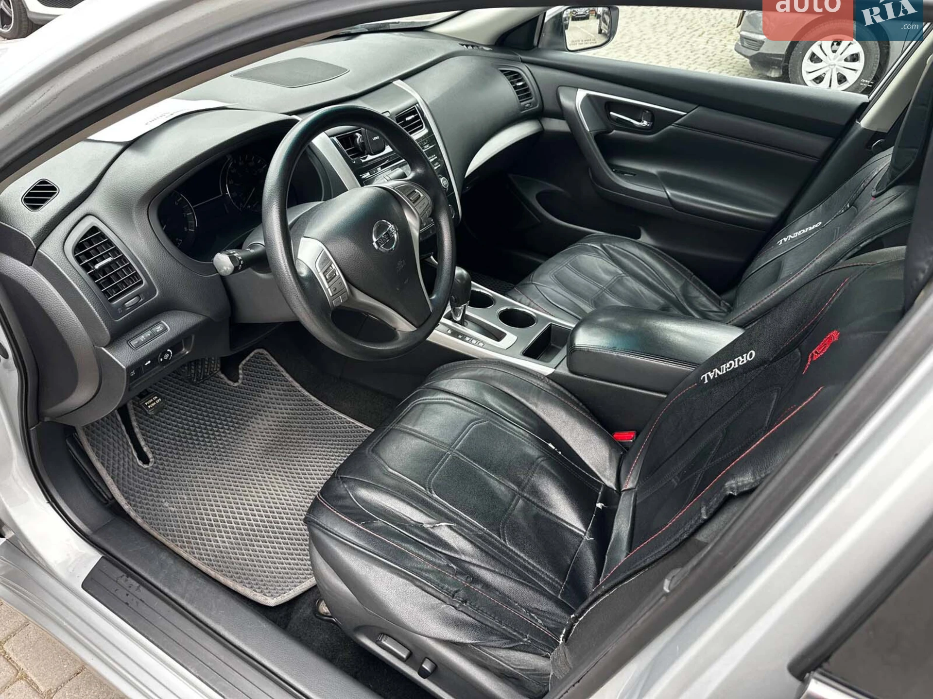 2015 Nissan Altima - мініатюра 21