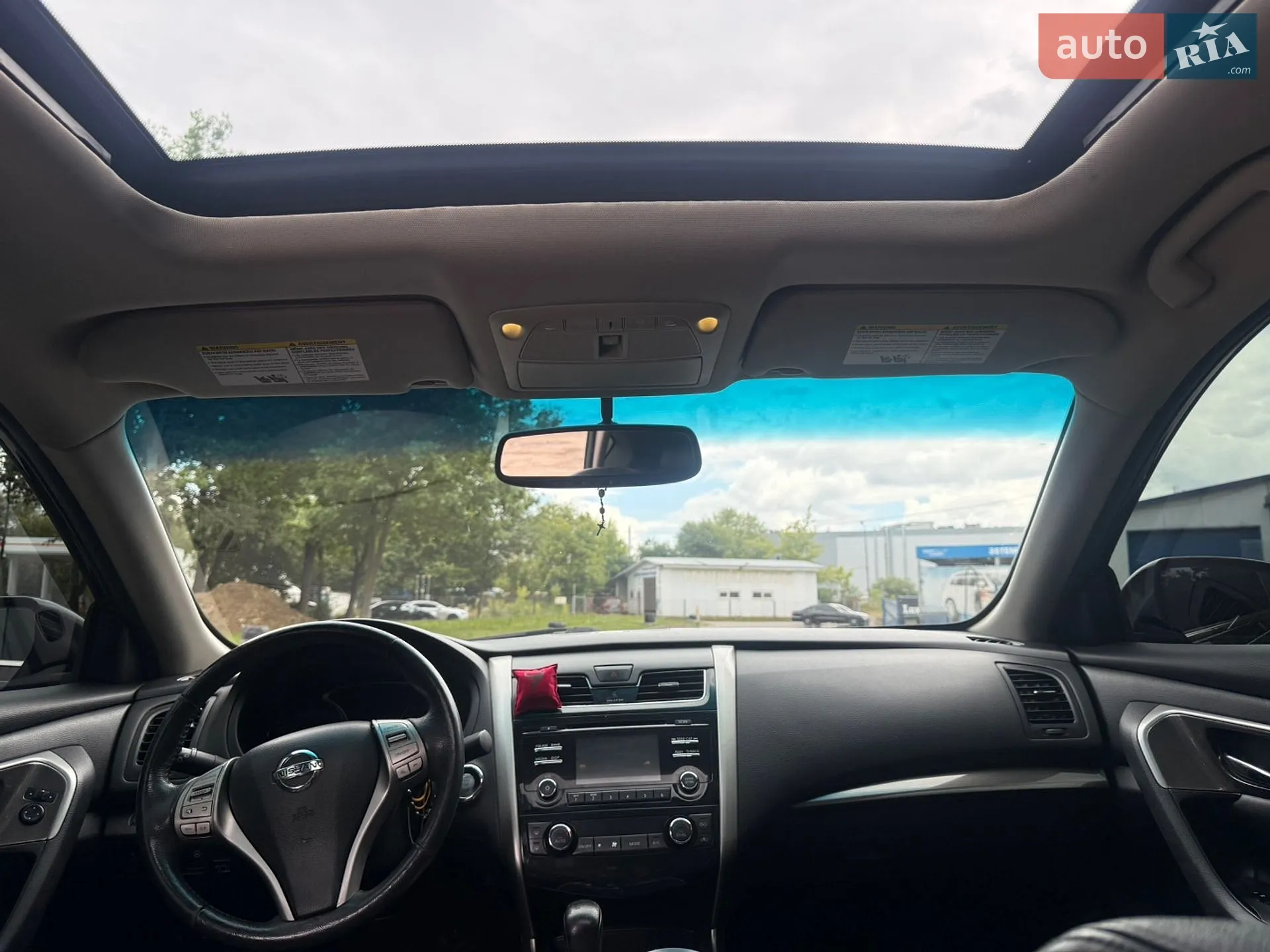 2015 Nissan Altima - мініатюра 21