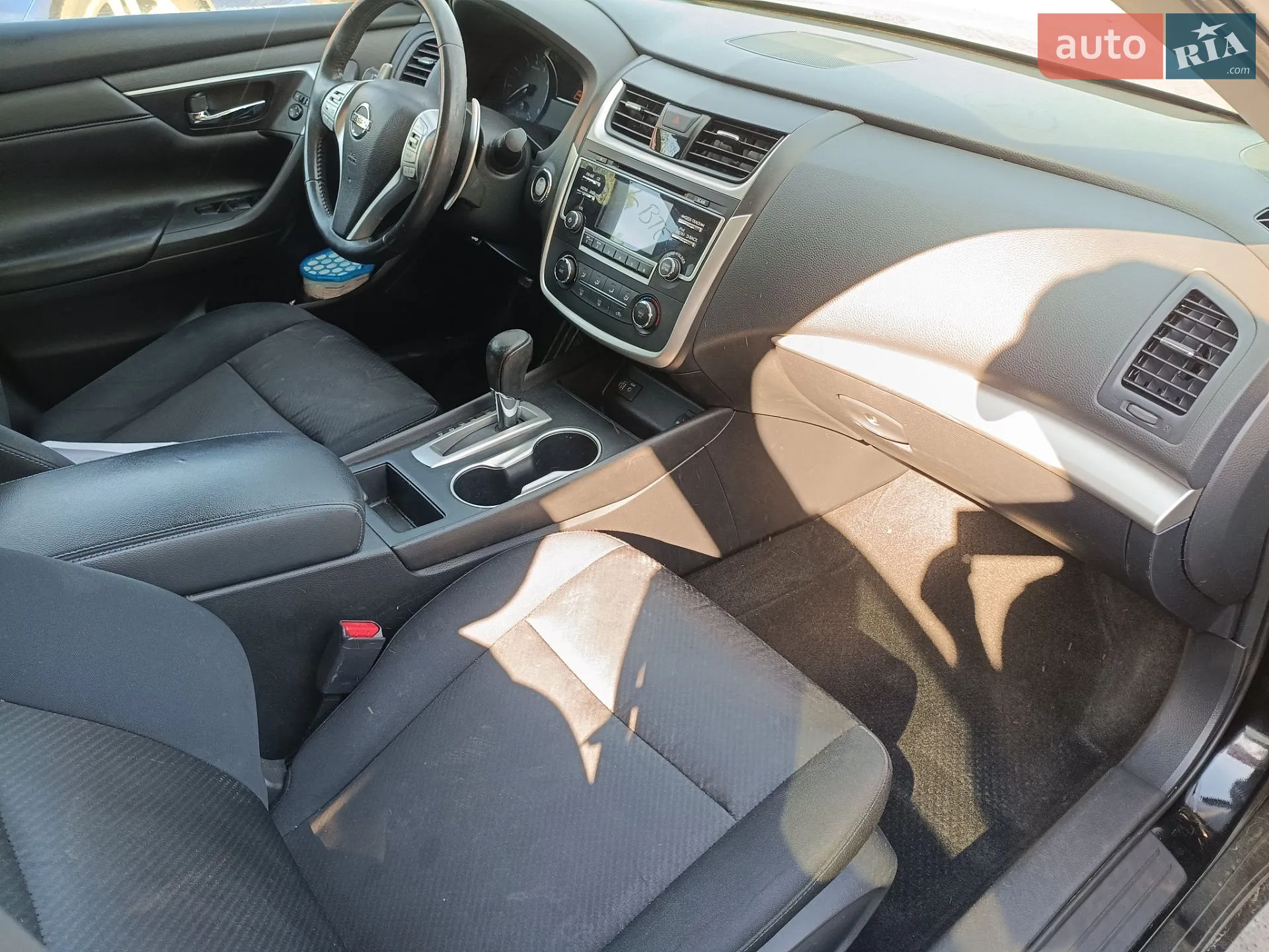 2017 Nissan Altima - мініатюра 2