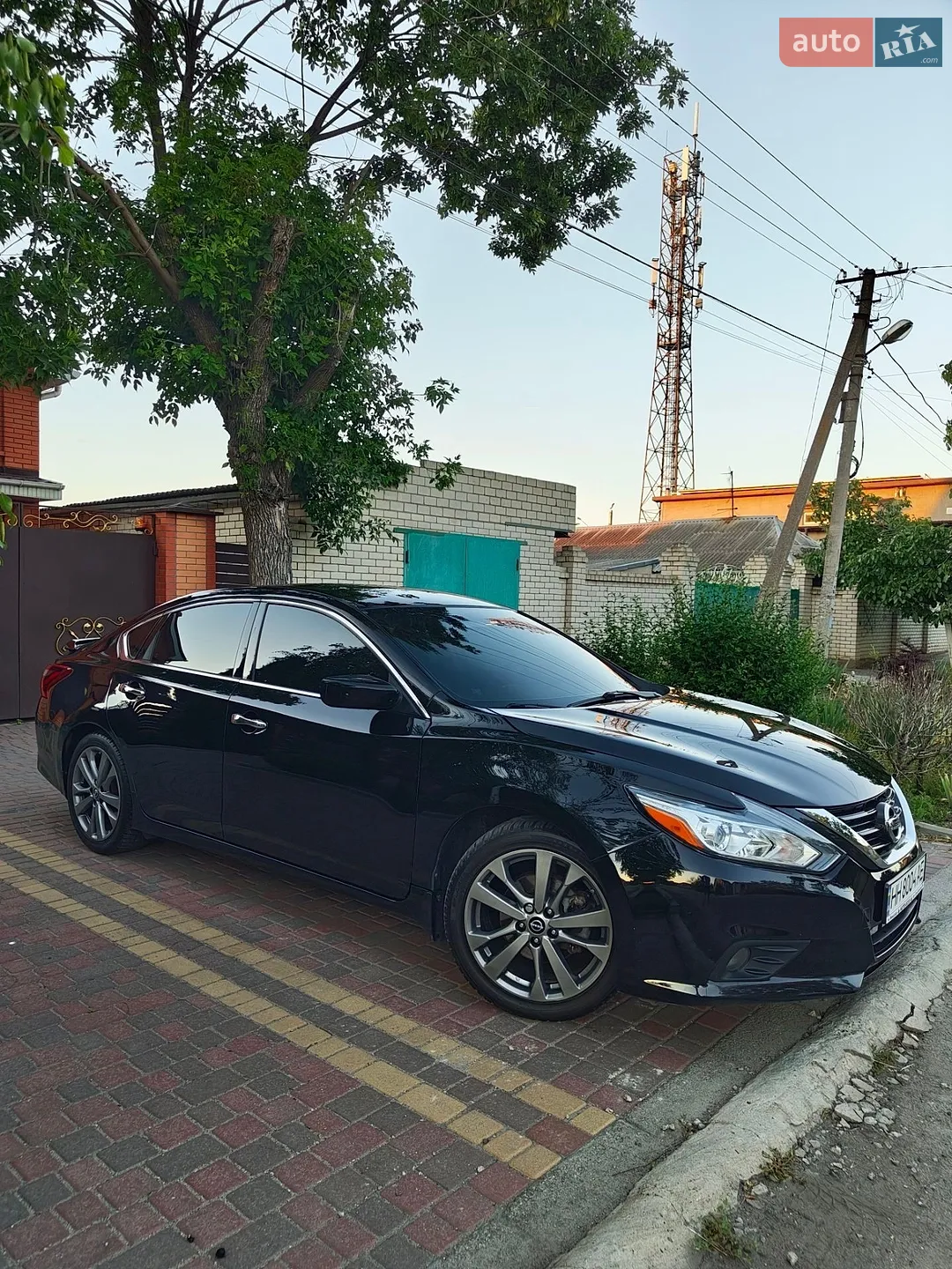 2017 Nissan Altima - мініатюра 13