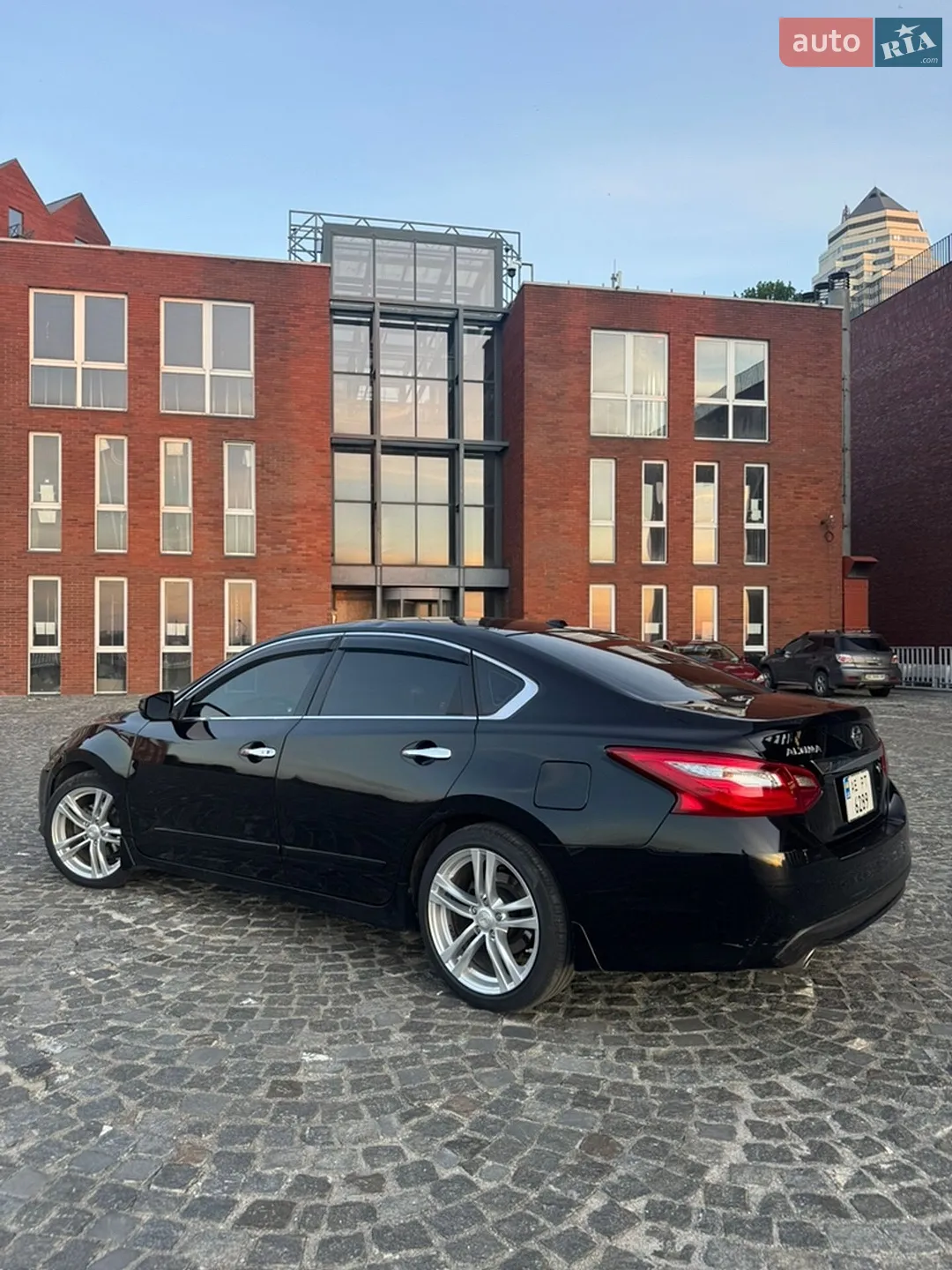 2016 Nissan Altima - мініатюра 7