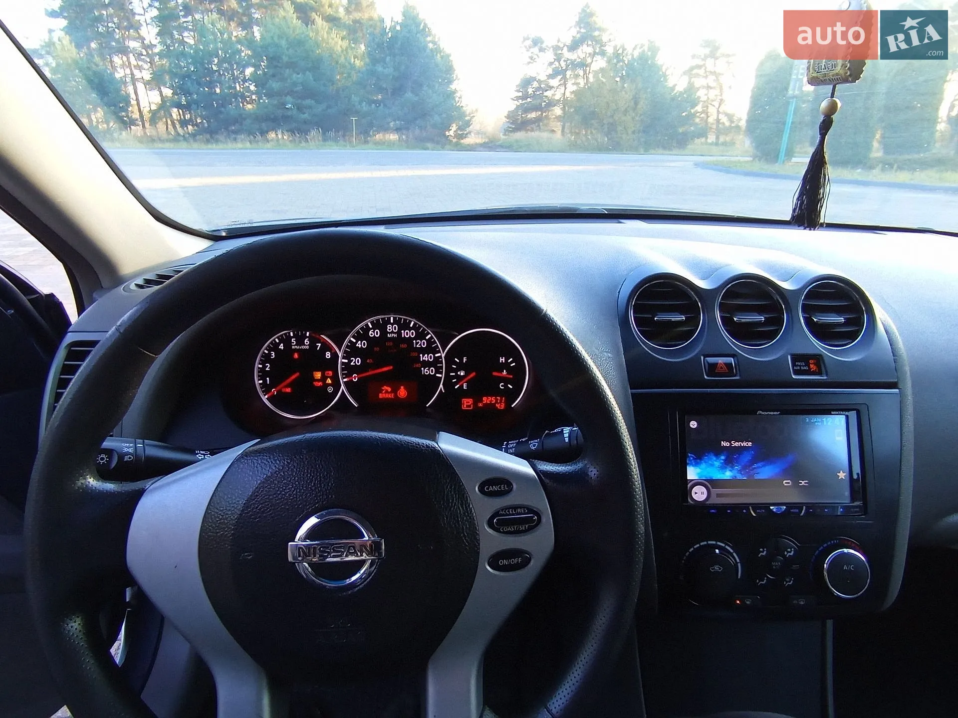 2010 Nissan Altima - мініатюра 10