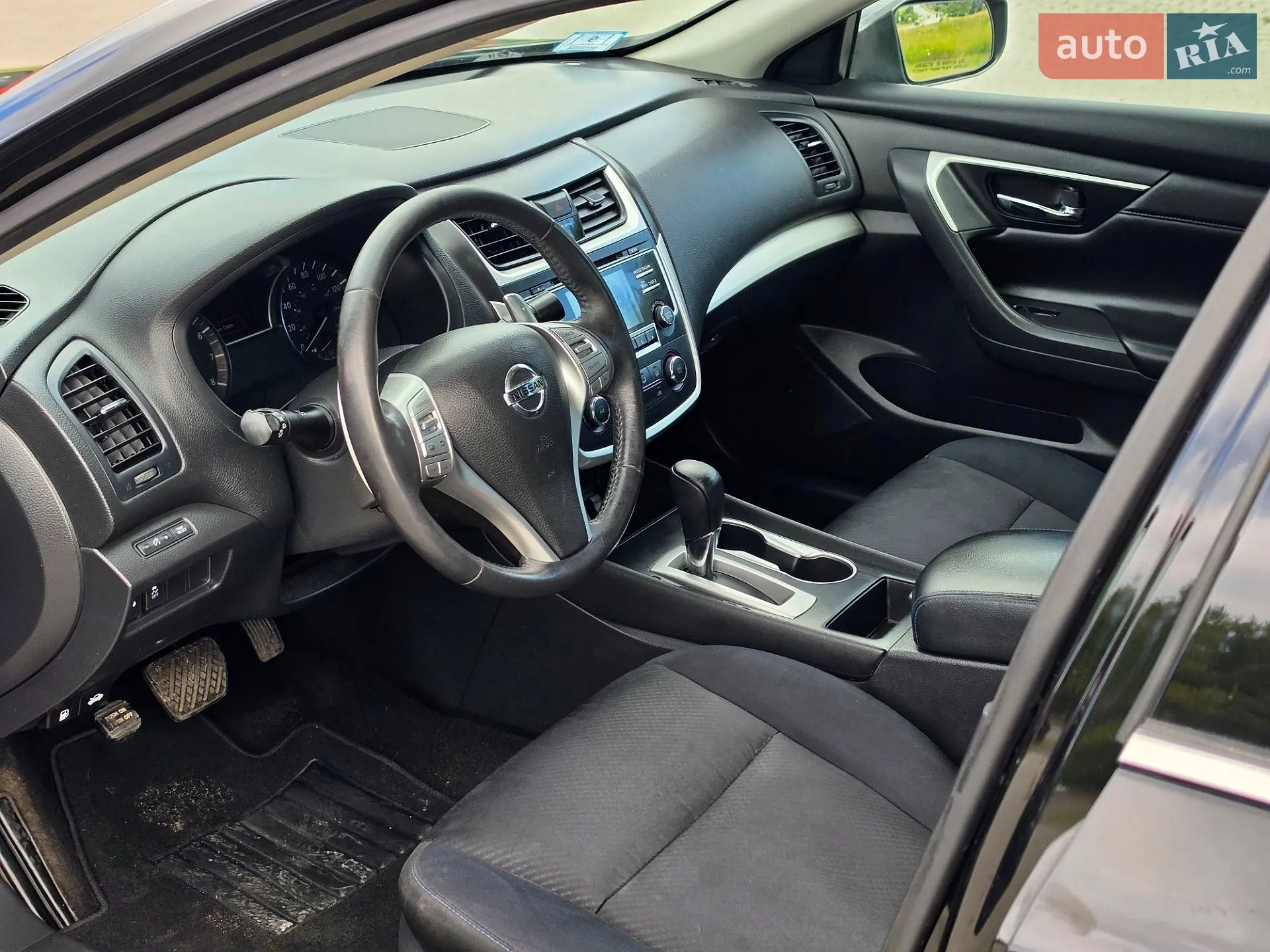 2017 Nissan Altima - мініатюра 28