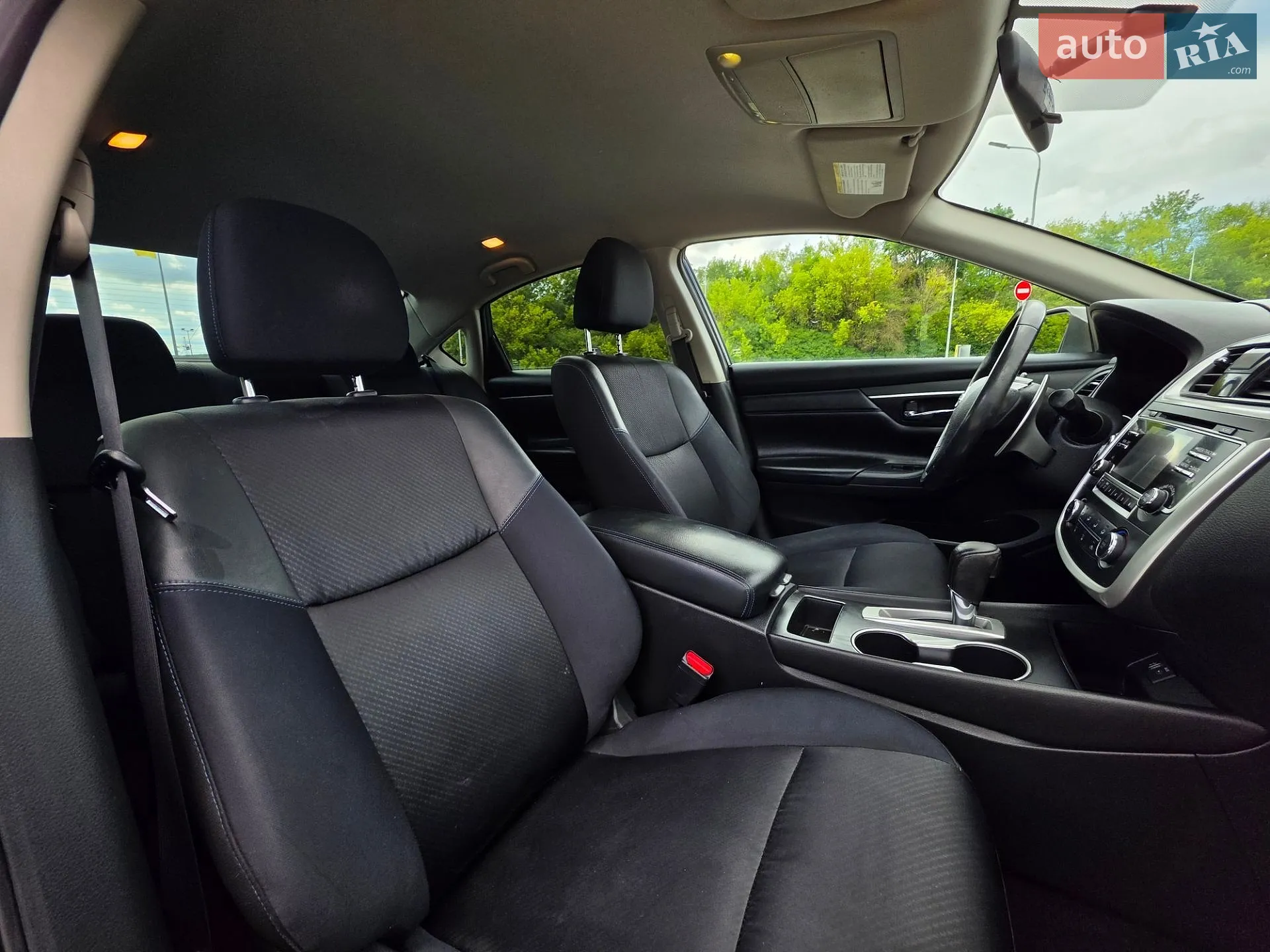 2017 Nissan Altima - мініатюра 37