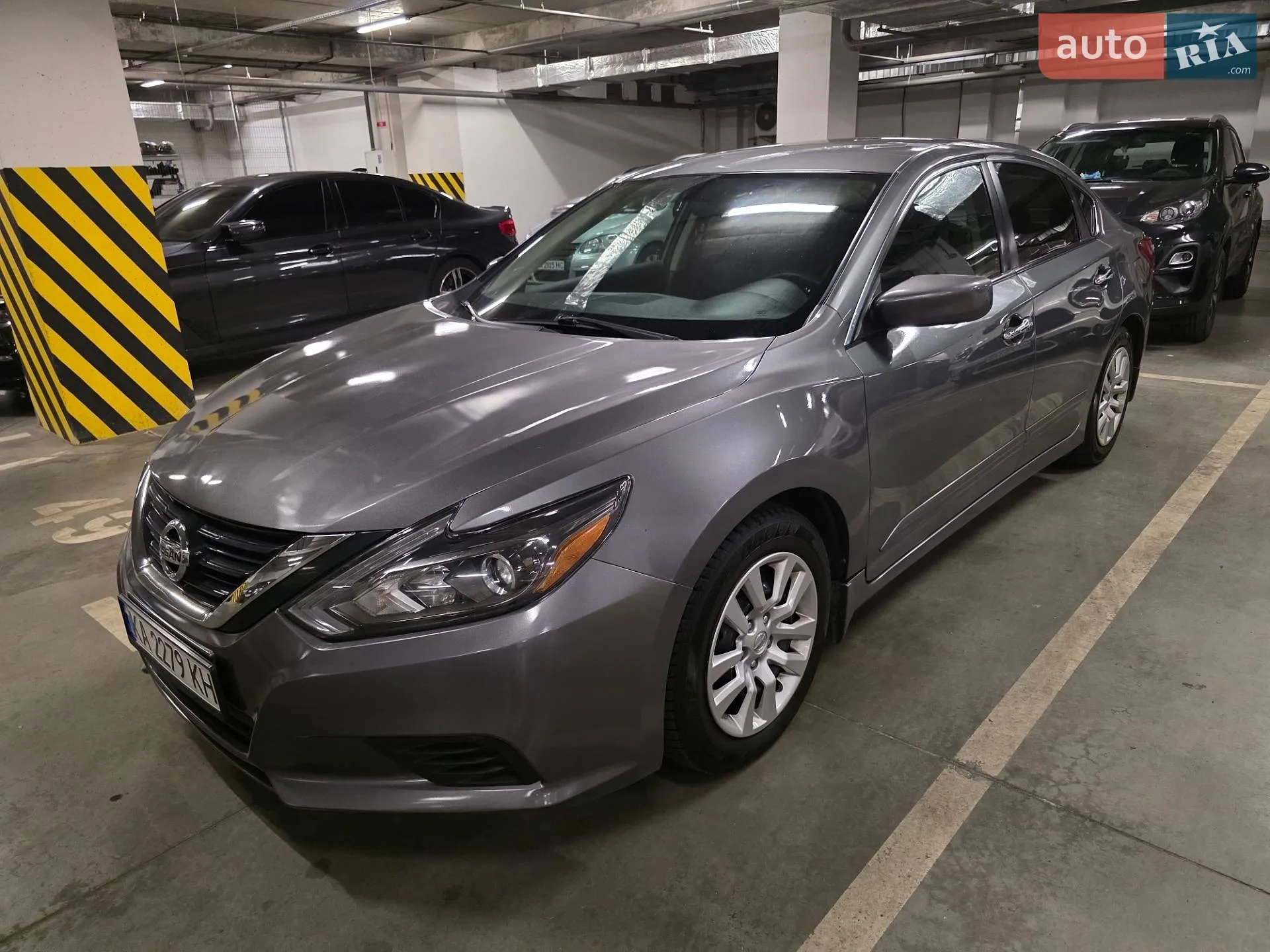 2017 Nissan Altima - мініатюра 2