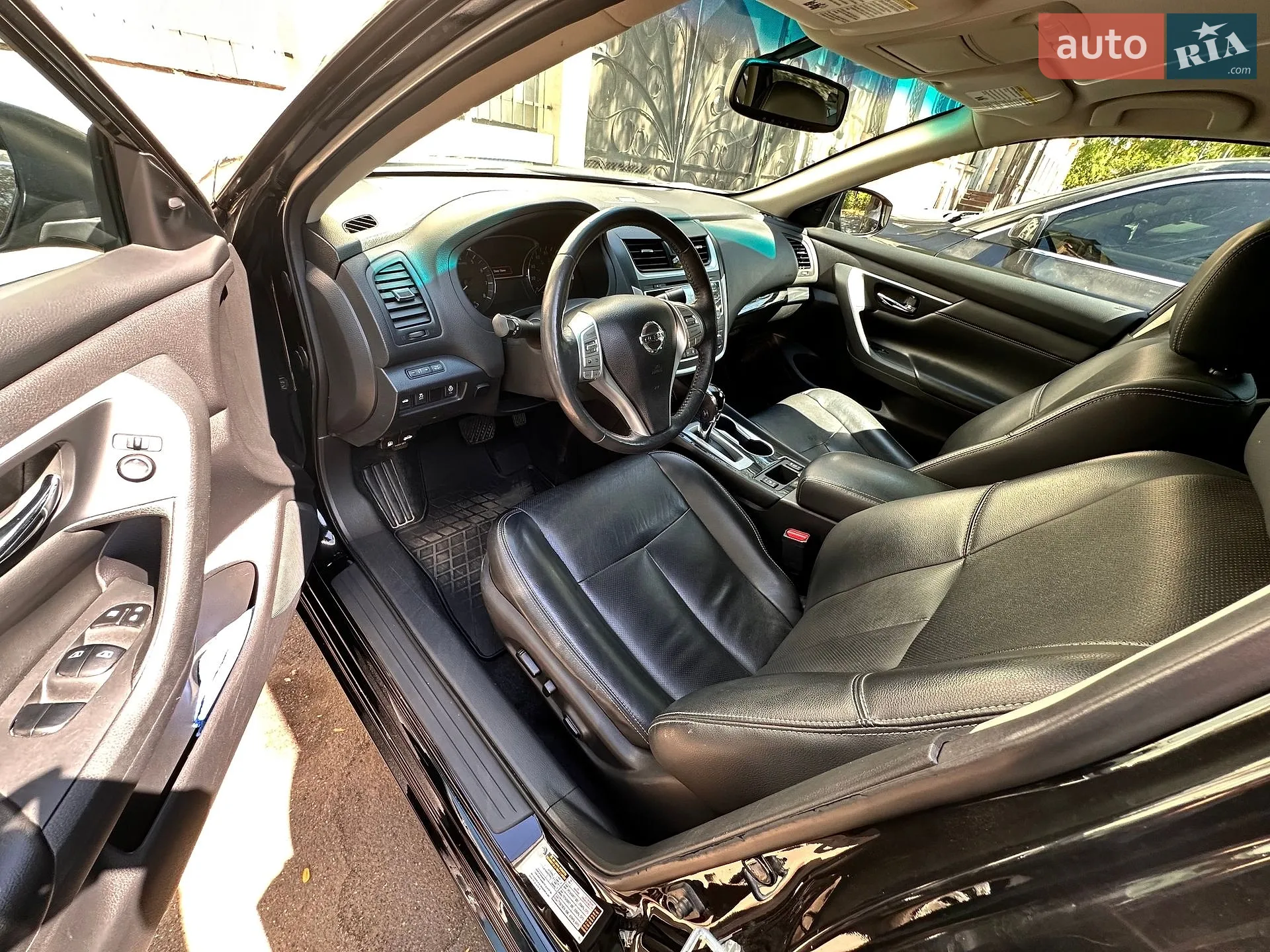 2016 Nissan Altima - мініатюра 4