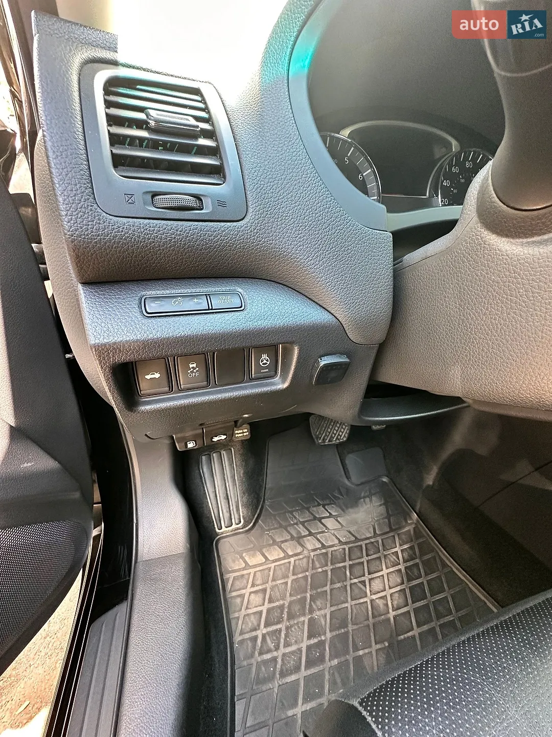 2016 Nissan Altima - мініатюра 5
