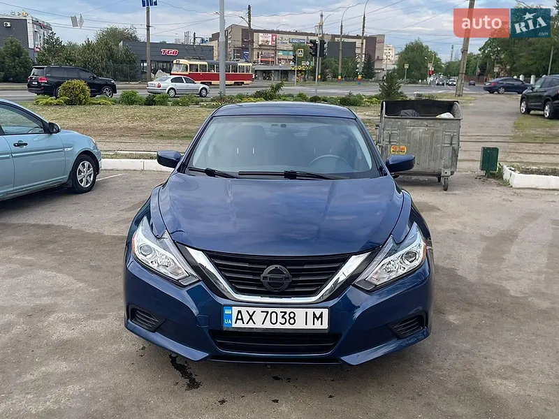 Nissan Altima