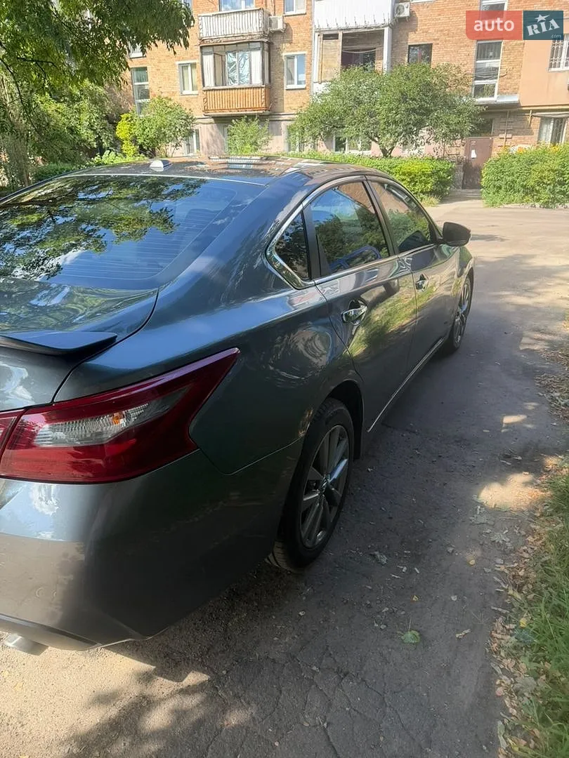2018 Nissan Altima - мініатюра 7