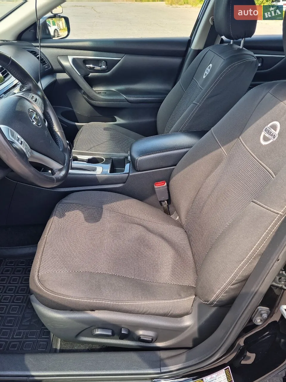 2017 Nissan Altima - мініатюра 10