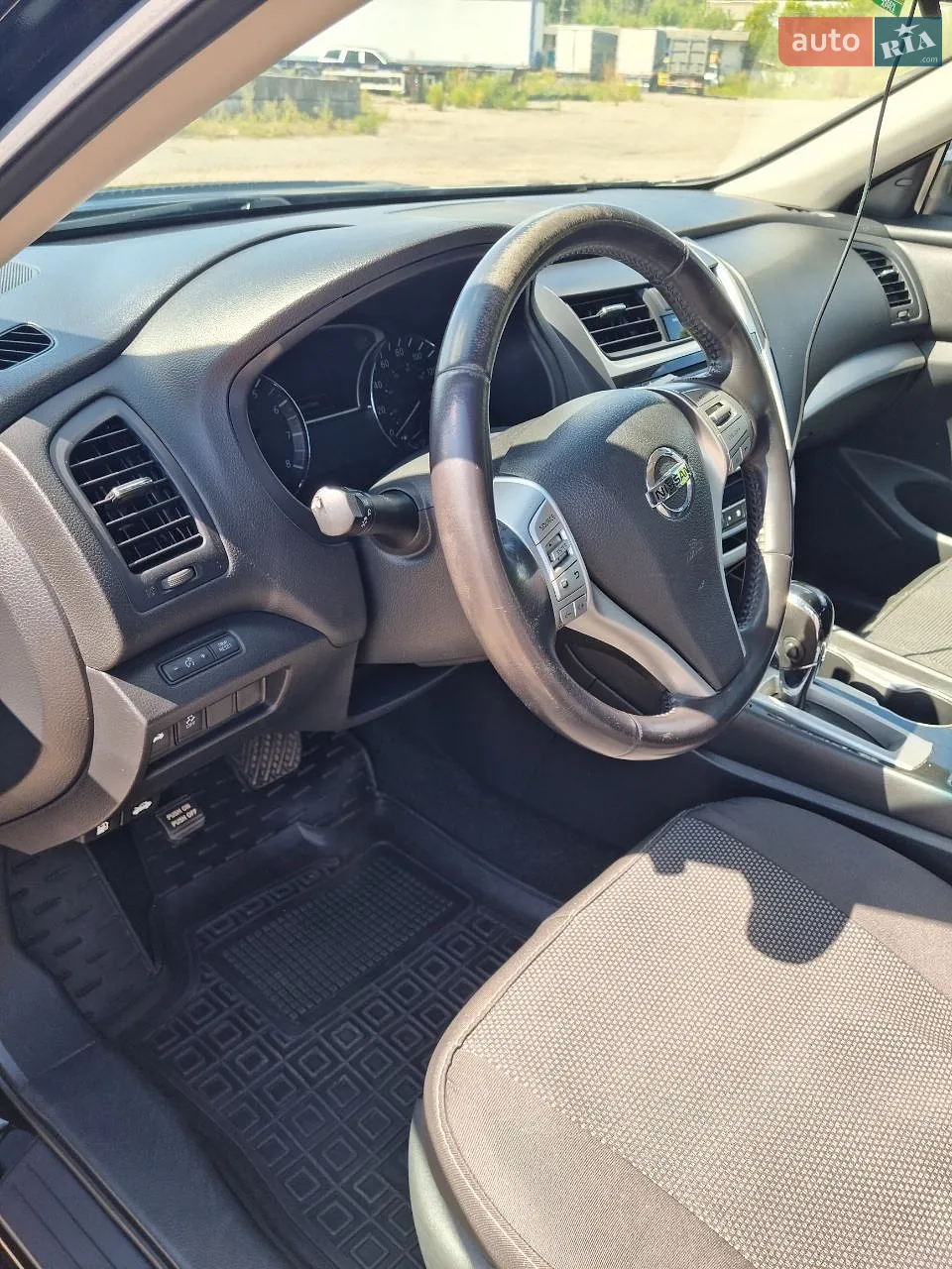 2017 Nissan Altima - мініатюра 9