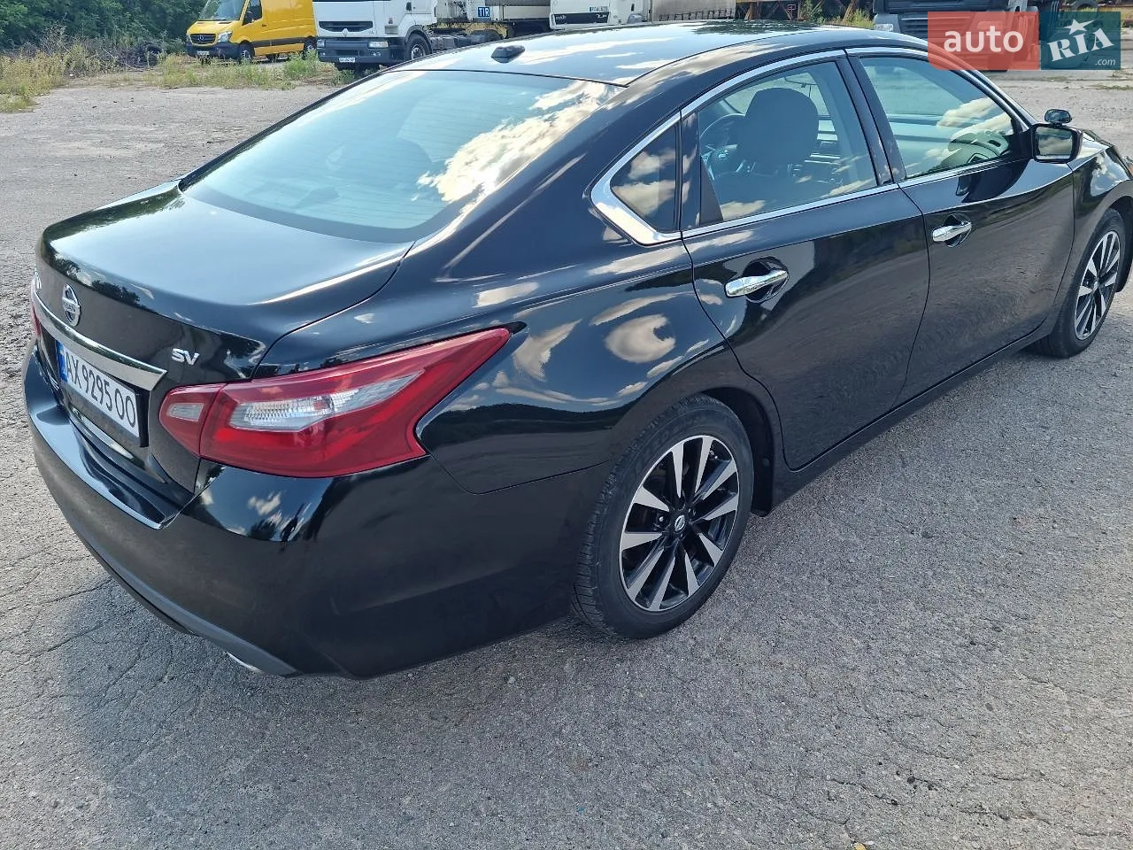 2017 Nissan Altima - мініатюра 6