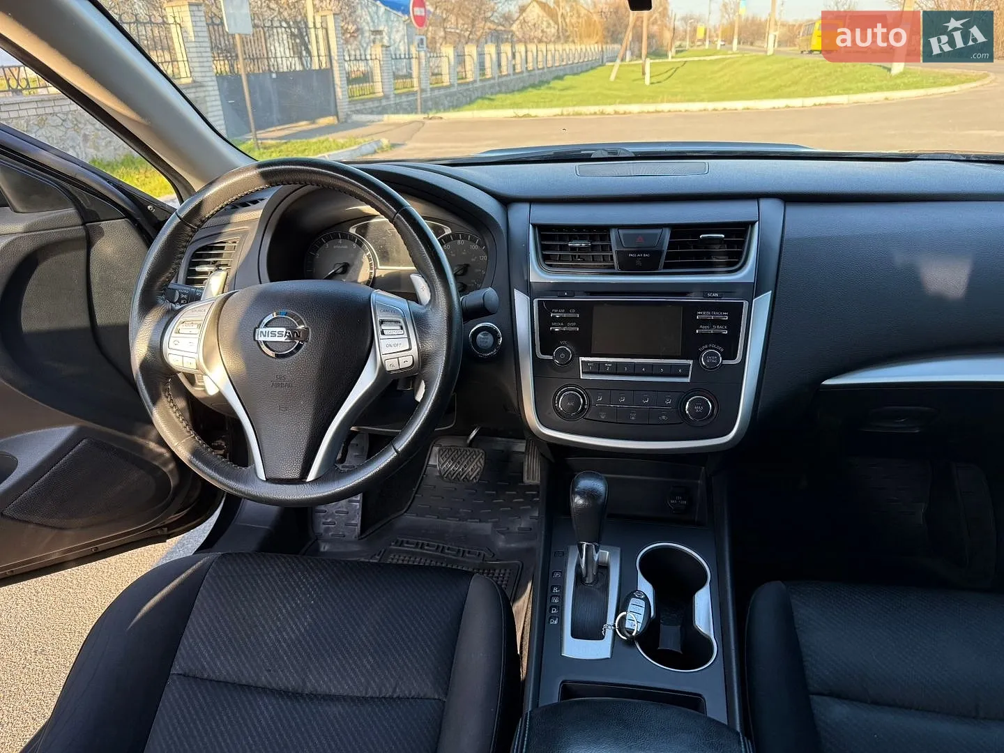 2015 Nissan Altima - мініатюра 14