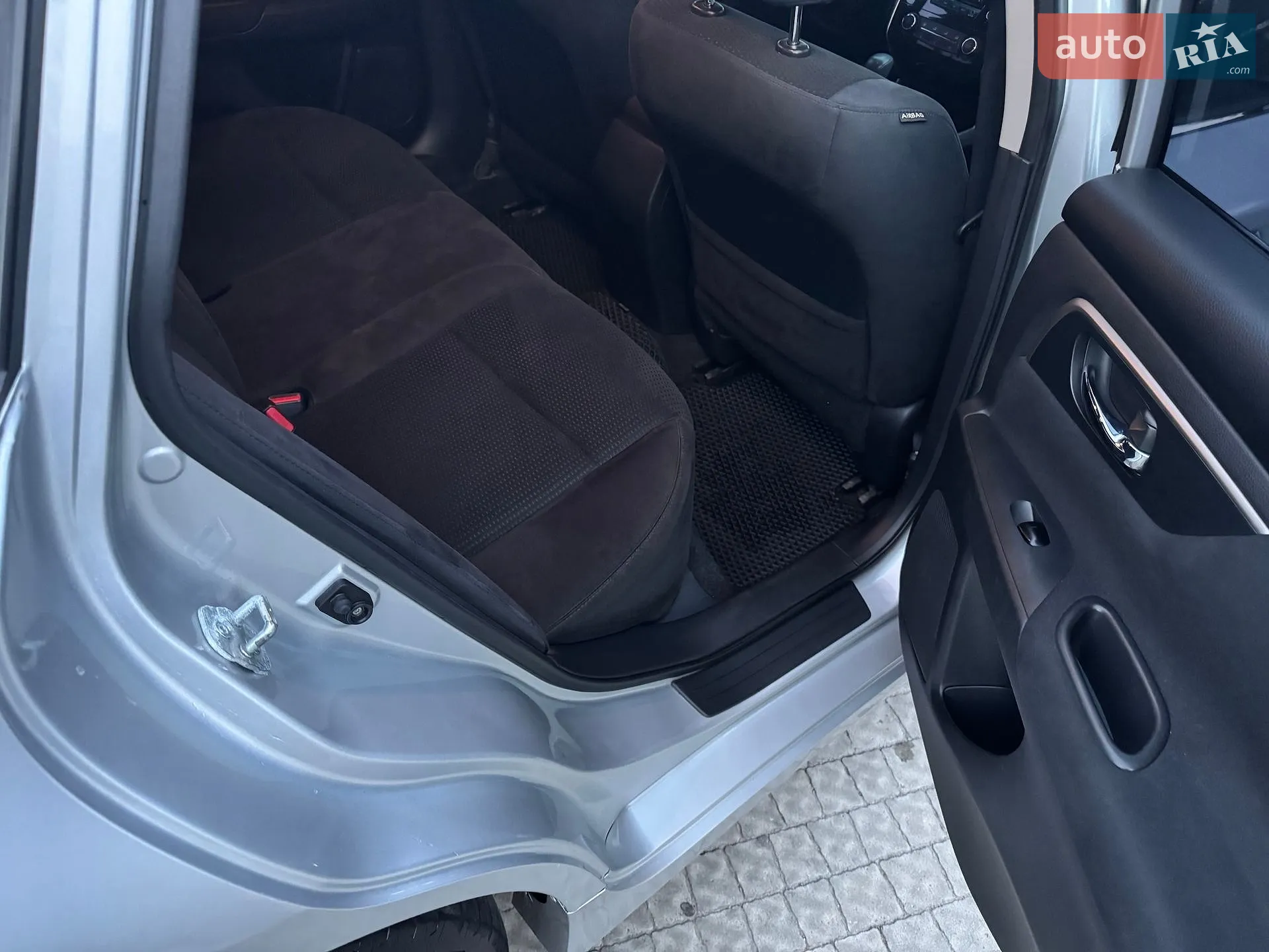 2014 Nissan Altima - мініатюра 10