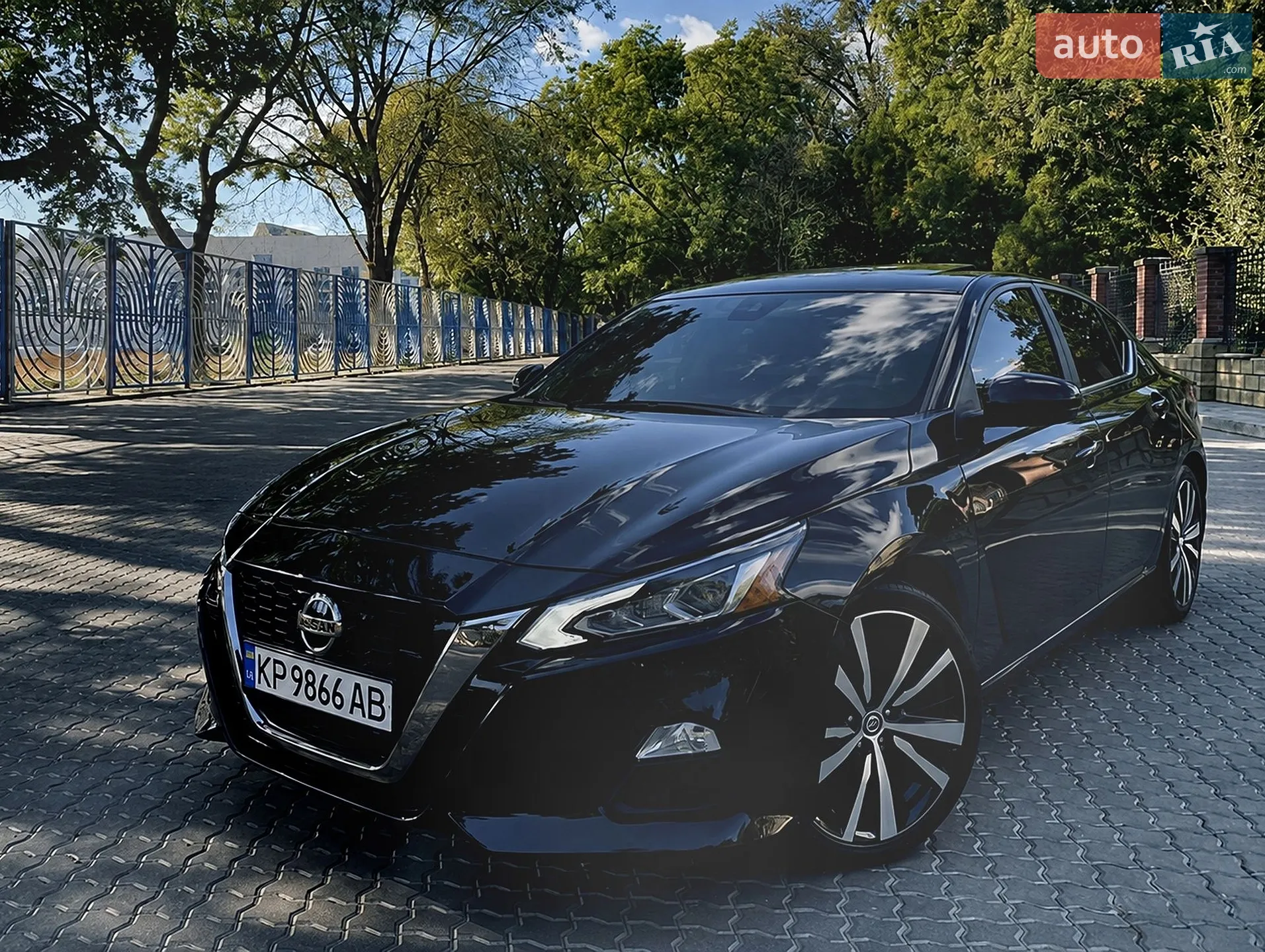 2019 Nissan Altima - фото 1