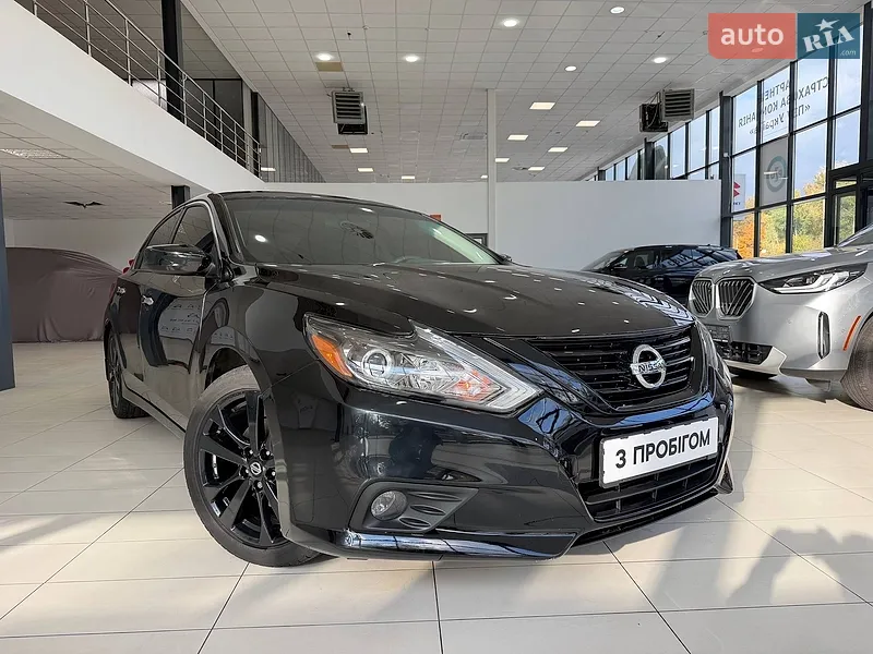 Nissan Altima