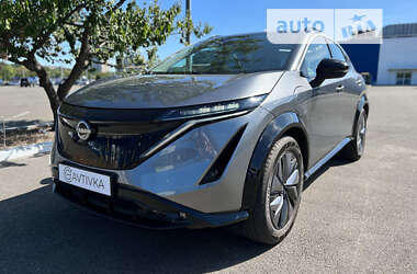 Позашляховик / Кросовер Nissan Ariya 2022 в 