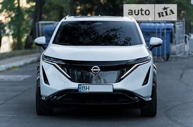 Внедорожник / Кроссовер Nissan Ariya 2023 в 