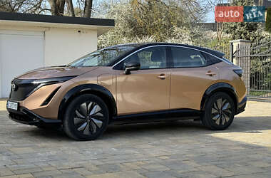 Внедорожник / Кроссовер Nissan Ariya 2022 в 