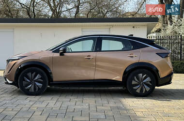 Внедорожник / Кроссовер Nissan Ariya 2022 в 
