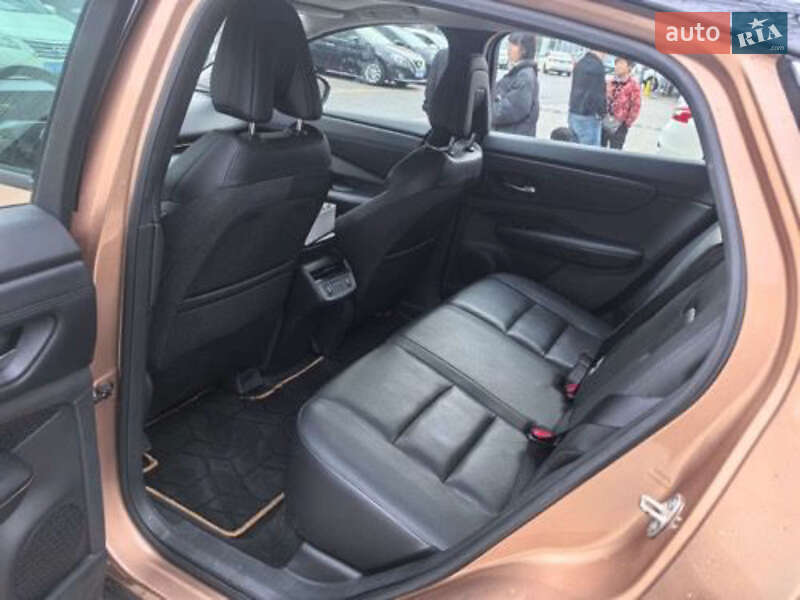 Nissan Ariya 2022