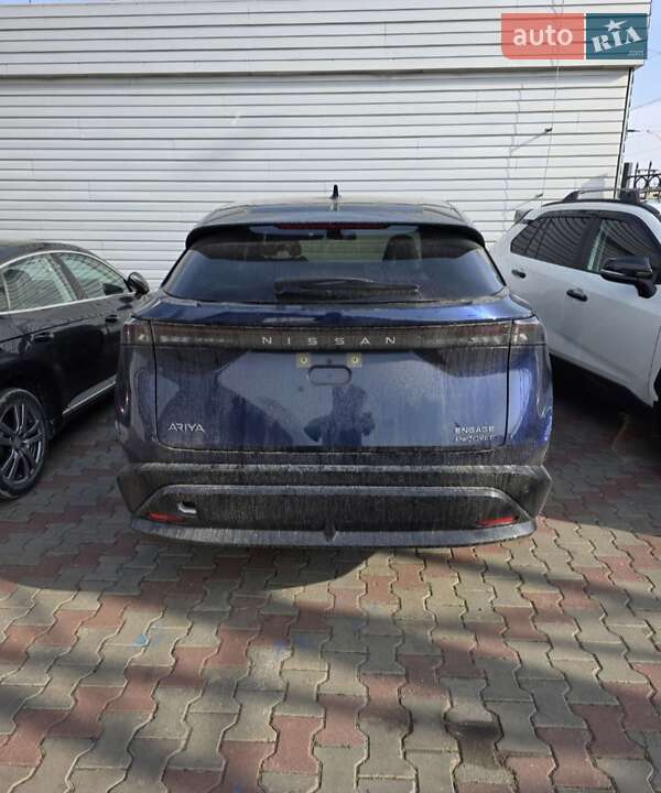 Внедорожник / Кроссовер Nissan Ariya 2024 в 
