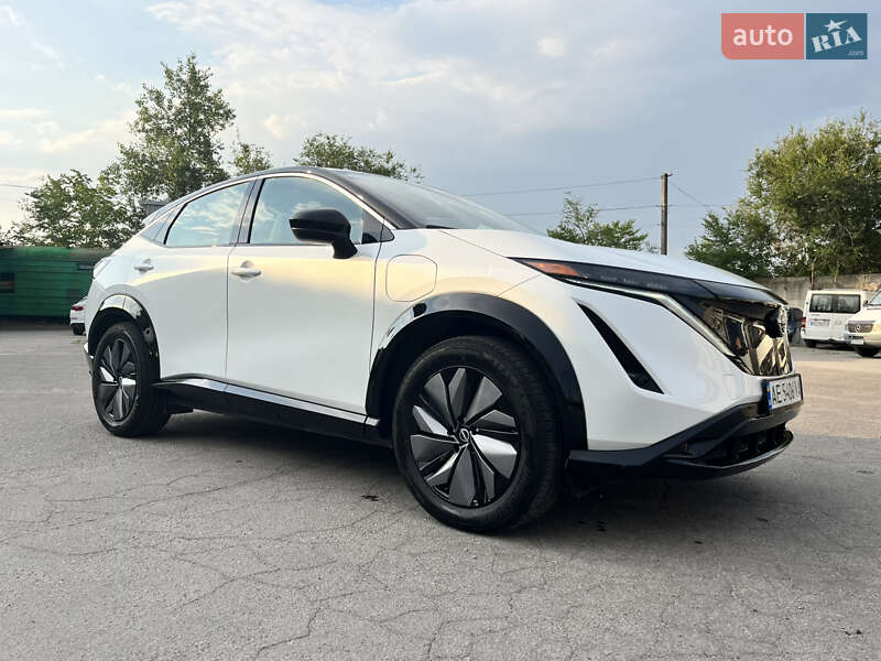 Позашляховик / Кросовер Nissan Ariya 2022 в Дніпрі