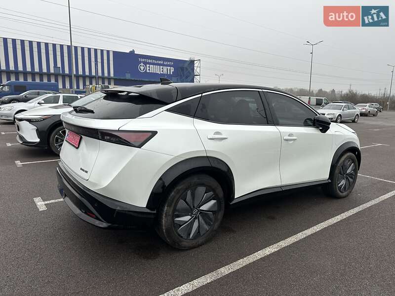 Внедорожник / Кроссовер Nissan Ariya 2023 в Ровно