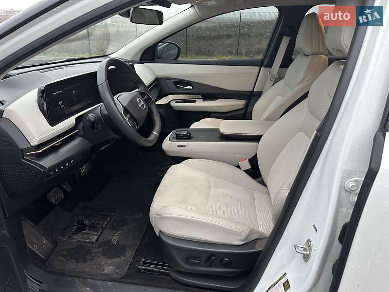 Внедорожник / Кроссовер Nissan Ariya 2023 в Ровно
