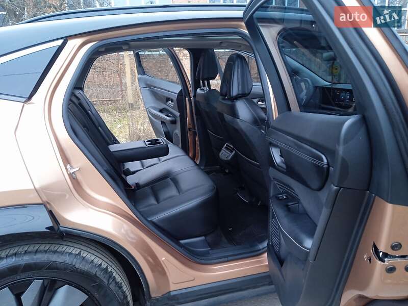 Позашляховик / Кросовер Nissan Ariya 2022 в Чернівцях