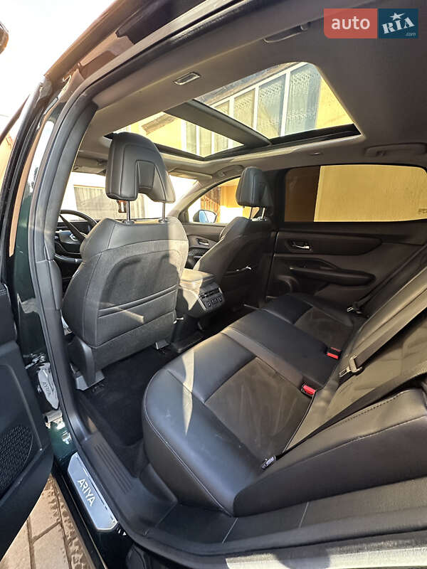 Внедорожник / Кроссовер Nissan Ariya 2022 в Остроге