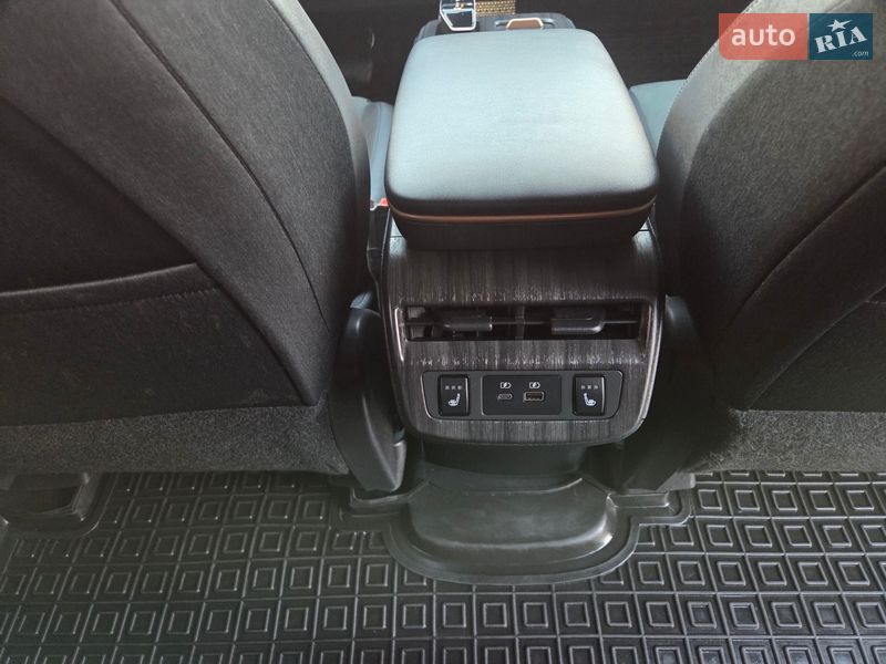 Внедорожник / Кроссовер Nissan Ariya 2024 в Харькове