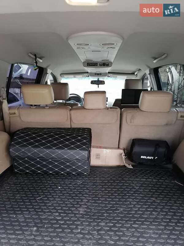 Позашляховик / Кросовер Nissan Armada 2007 в Києві