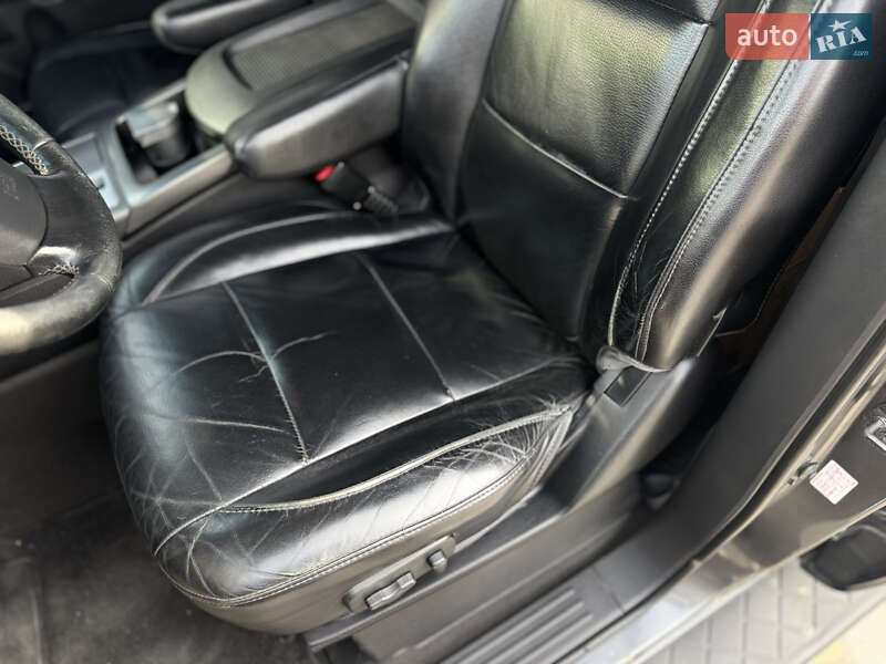 Внедорожник / Кроссовер Nissan Armada 2008 в Тернополе