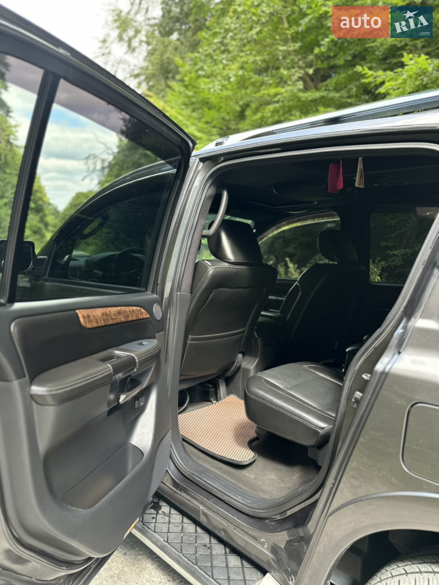 2011 Nissan Armada - мініатюра 13