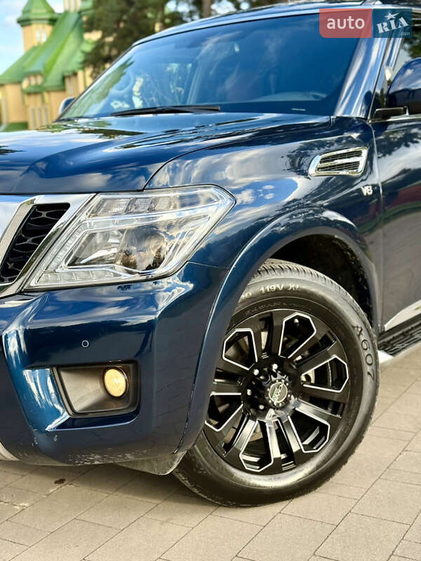 Позашляховик / Кросовер Nissan Armada 2018 в Львові
