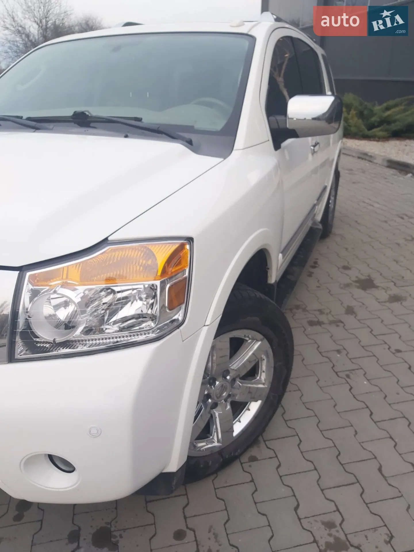2011 Nissan Armada - мініатюра 3
