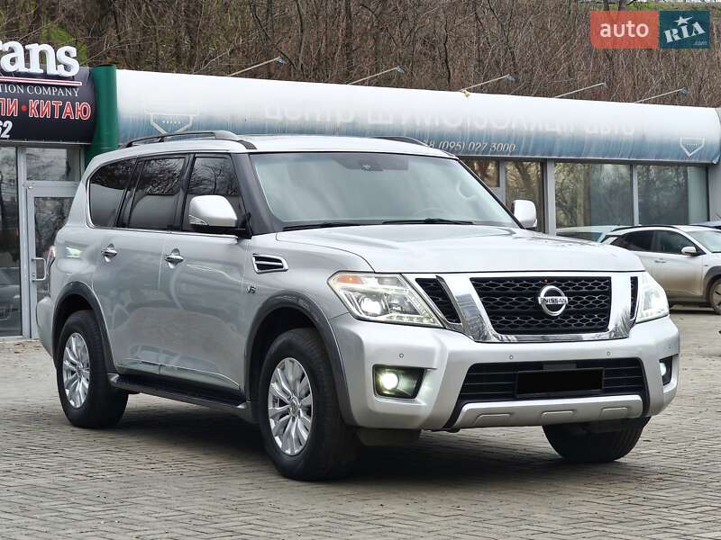 Позашляховик / Кросовер Nissan Armada 2016 в Дніпрі фото 2 Позашляховик / Кросовер Nissan Armada 2016 в Дніпрі
